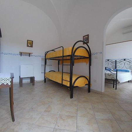 Azienda Agrituristica Masseria La Verna Patù Kültér fotó