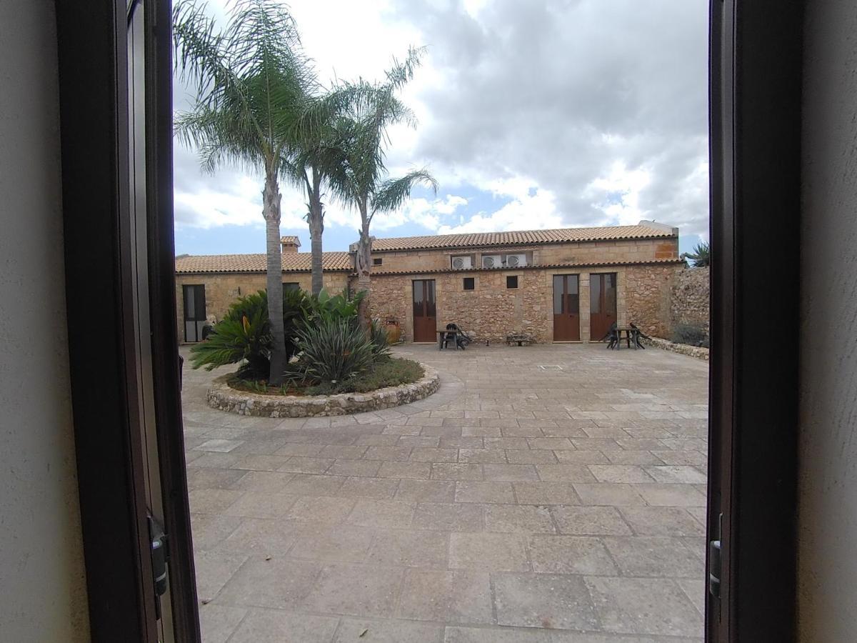 Azienda Agrituristica Masseria La Verna Patù Kültér fotó