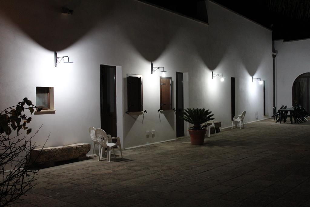 Azienda Agrituristica Masseria La Verna Patù Kültér fotó